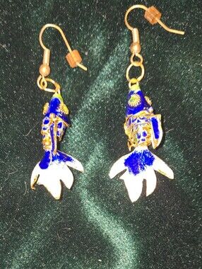 Anthropologie Blue, White and Gold Fish Drop Earrings Articulating